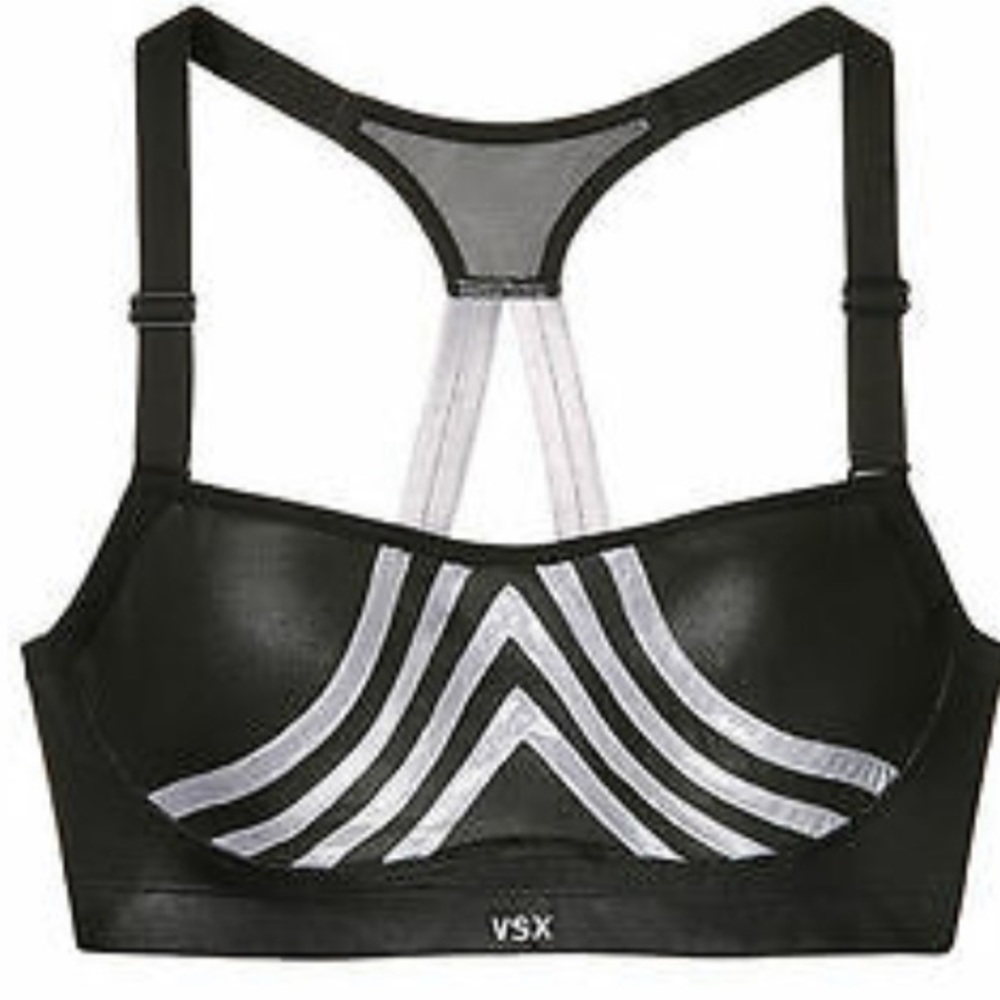 Victoria’s Secret Fashion Show 2015 sport bra